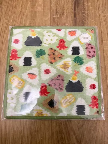 페이 러브러리 바이 페이 오무스비 코로린 타월 손수건