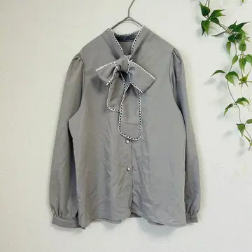 고품질! 레이스 테두리 보타이 블라우스 그레이 [ 프리 ] 레트로 걸리시