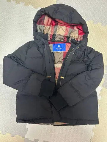 블루 레이블 크레스트브릿지 다운 자켓