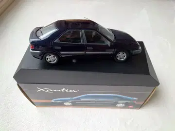 CITROEN Xantia 1/18 사이즈 미니카