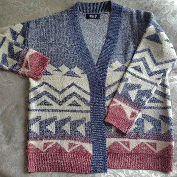 Blue B 기하학 패턴 긴팔 가디건