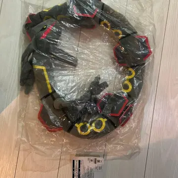 택 포함 제일복권 포켓몬 A상 블랙 레쿠자 안고 봉제 인형