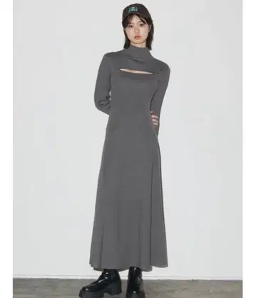 EMODA 컷 아웃 맥시 니트 원피스 (그레이)