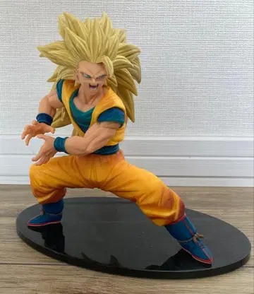 드래곤볼 슈퍼 사이어인 3 손오공 피규어