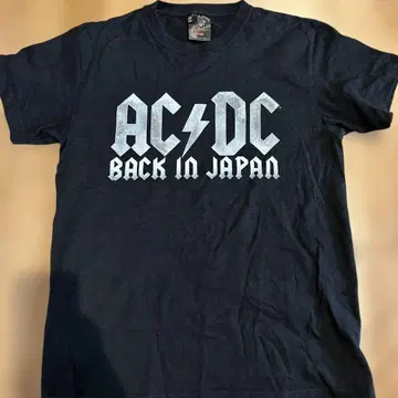 AC/DC BACK IN JAPAN 티셔츠 M 사이즈