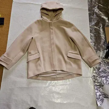 CLOCHE 후드 부착 베이지 롱 코트 사이즈 02