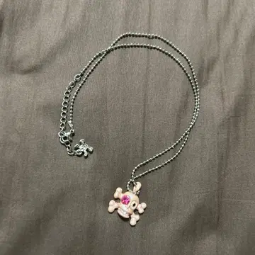 핑크 스컬 목걸이