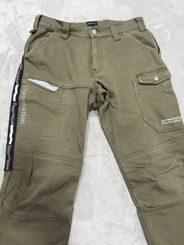 중고품 속기모 Dinnovation 워크 팬츠 M-L 카키