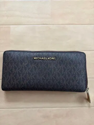 마이클 코어스 다크 브라운 장지갑