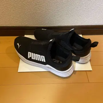 PUMA 슬립온 스니커즈 블랙