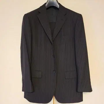 다크 그레이 스트라이프 2팬츠 비즈니스 정장