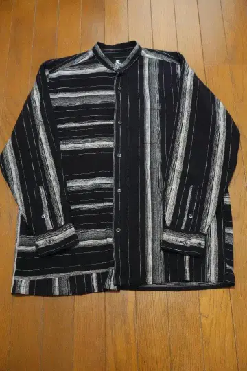 초귀중! 쪽염 셔츠 M 사이즈