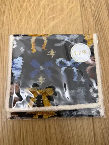 러브러리 바이 페이러 페이러 메니 리본즈 손수건 파우치