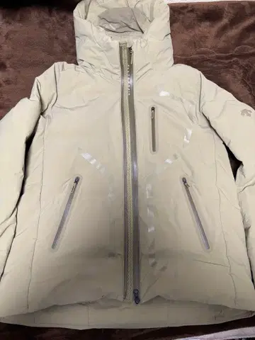 DESCENTE ALLTERRAIN 미즈사와 다운