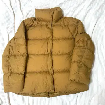 유니클로 울트라 라이트 다운 코쿤 머스타드 S