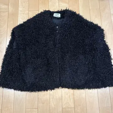 택 포함 새상품 CYAN TOKYO 2025 가을/겨울 라메 샤기 판초