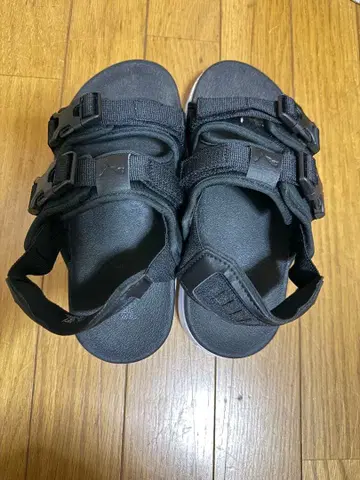 PUMA 블랙 스포츠 샌들 24cm