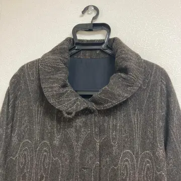 프릴 달린 옷깃 다크 브라운 칠부 소매 롱 코트