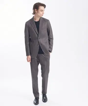 그린 계열 체크 무늬 캐주얼 수트