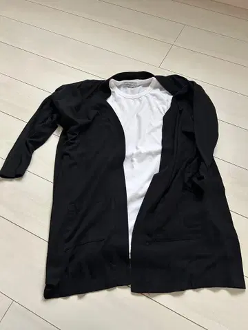 블랙 가디건 포켓 부착