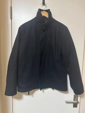 스탠드 칼라 코트 지퍼 퀼팅