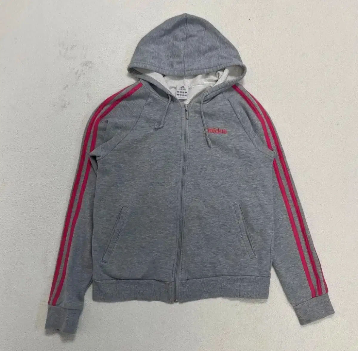 Adidas vintage hooded zip-up