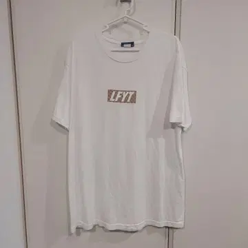LFYT 화이트 오버 사이즈 T셔츠