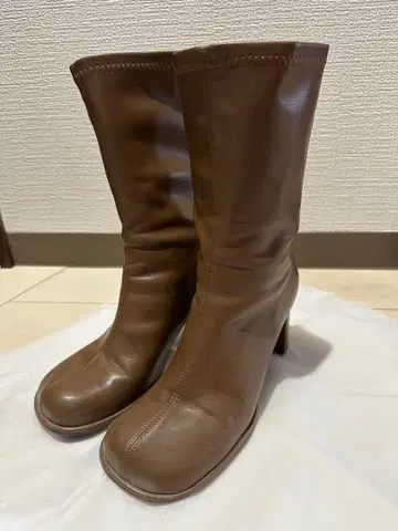 브라운 힐 부츠