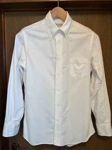 INDIVIDUALIZED SHIRTS 버튼 다운