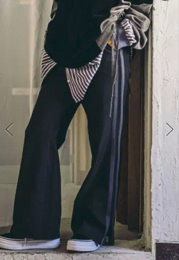 니코앤드 [MODE NORM CORE] 이지 플레어 라인 팬츠 M