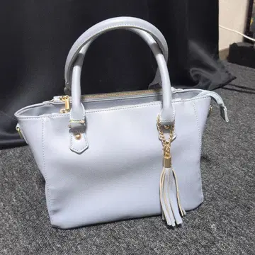 라이트 블루 핸드백 탈부착 가능 스트랩 포함