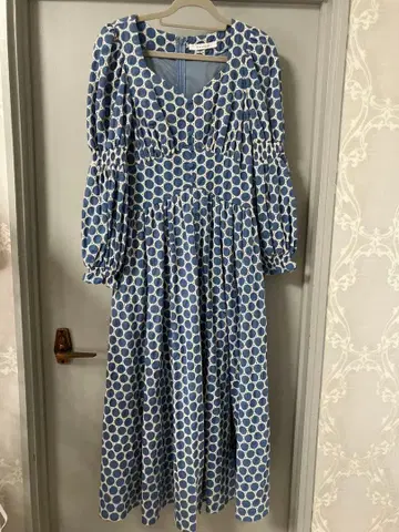 Estella.K 블루 화이트 도트 무늬 긴팔 맥시 원피스