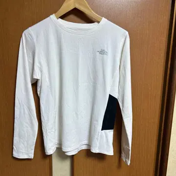 The North Face 긴팔 T셔츠 화이트