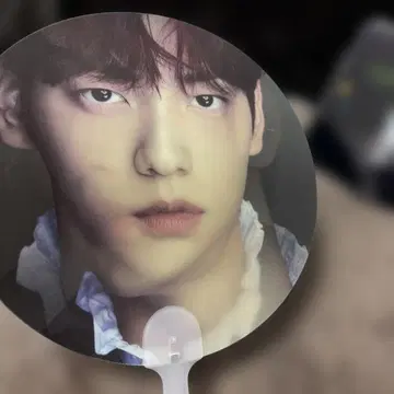 TXT 수빈 부채 얼굴 사진 디자인