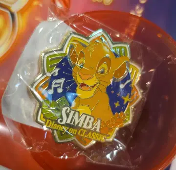심바 디즈니 온 클래식 핀 배지