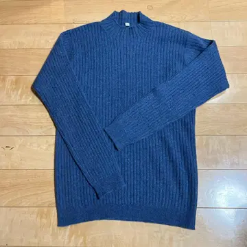 리브 하이넥 스웨터 M 사이즈 다크 블루 캐시미어 100%