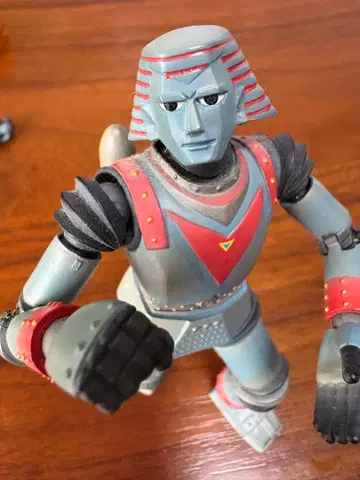 절판 리볼텍 자이언트 로보 피규어