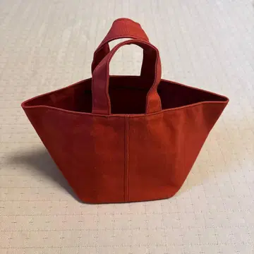 아틀리에 페네로프 스퀘어 백 차이니즈 레드