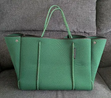 STATE OF ESCAPE 그린 토트백 스테이트 오브 이스케이프