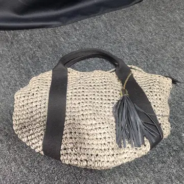 뜨개질 토트백 태슬 포함