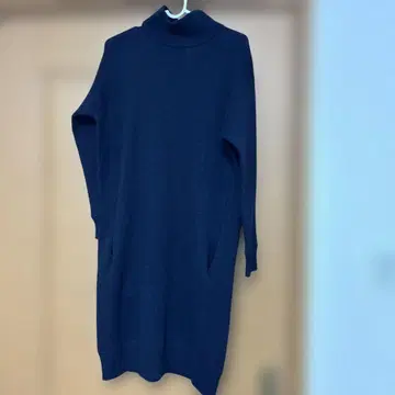 theory luxe 네이비 터틀넥 원피스 038 새상품급
