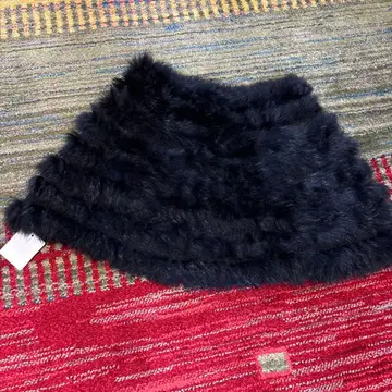 블랙 프릴 스톨