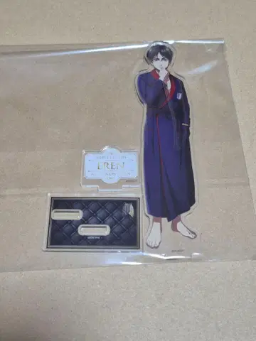 진격의 거인 룸웨어 아크릴 스탠드 엘렌