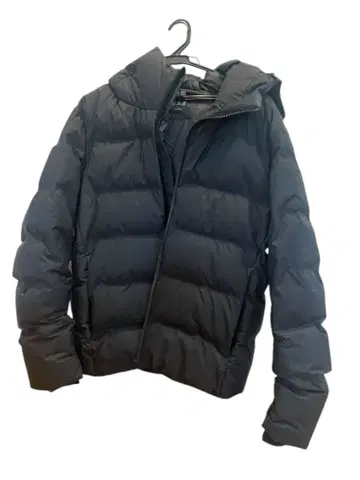 유니클로 심리스 다운 파카