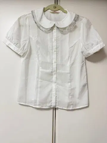 Emily Temple Cute 로고 레이스 블라우스