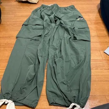 Left Alone 워크 팬츠 올리브 그린