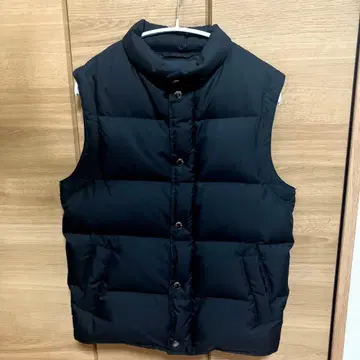 중고 sophnet. 블랙 다운 베스트 S 클리닝 완료