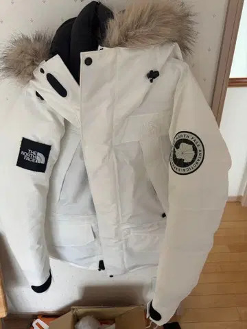 THE NORTH FACE 화이트 마운틴 파카
