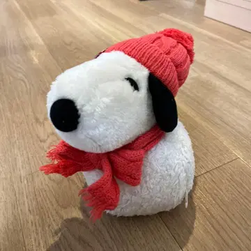스누피 봉제 인형 빨간색 니트 모자