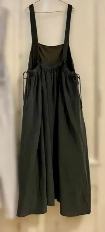 네스트로프 원피스